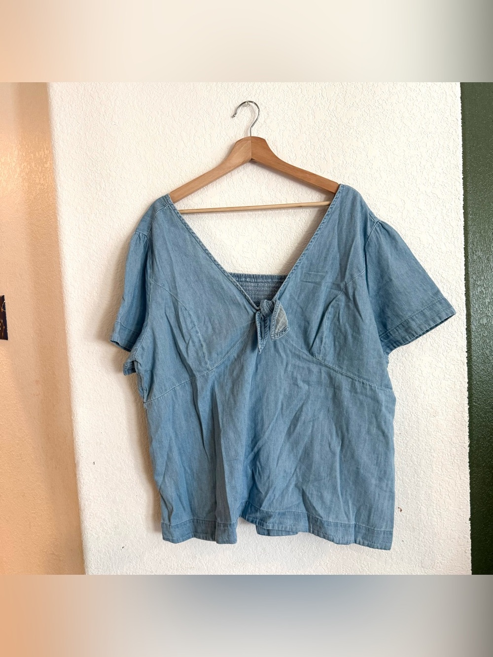 Old Navy Womens Shirt Blouse Denim Smocked Back Short Sleeve Size XXL